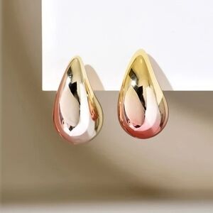NWT Red Gradient Waterdrop Teardrop Gold Trendy Post Earrings
